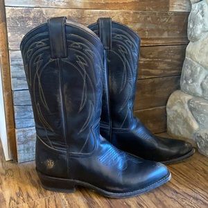 Frye perfectly distressed black cowboy boots